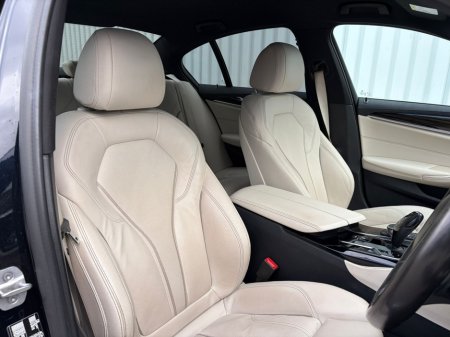 2022 BMW 5 Series - thumbnail 15