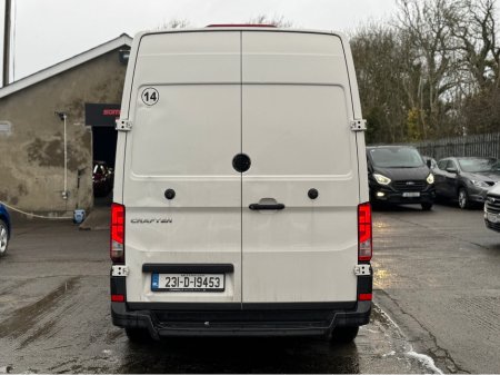 2023 Volkswagen Crafter 35 LWB 140HP MANUAL 6SPEED FWD 5DR €21,999 thumbnail