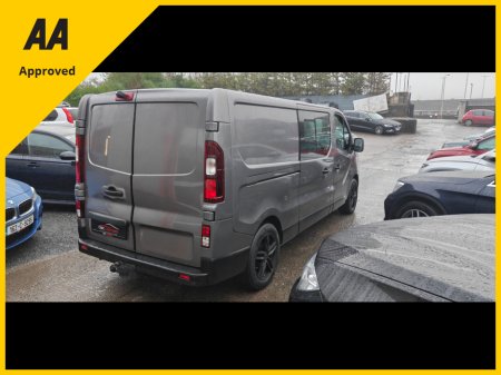 2016 Renault Trafic Passenger 2016 Crewcab 6 Seater €13,950 thumbnail