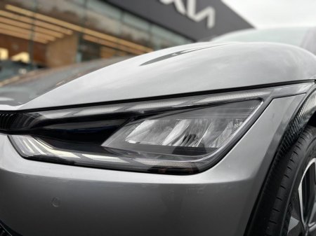 2023 Kia EV6 - thumbnail 7