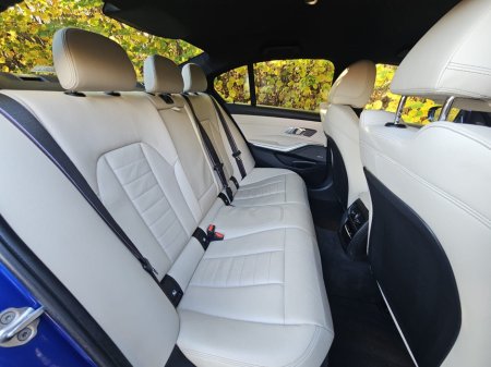 2019 BMW 3 Series - thumbnail 9