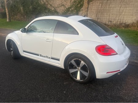 2016 Volkswagen Beetle DSN 1.2 TSI MANUAL 6SPEED FWD BLUEMOTION 105 3DR €15,950 thumbnail