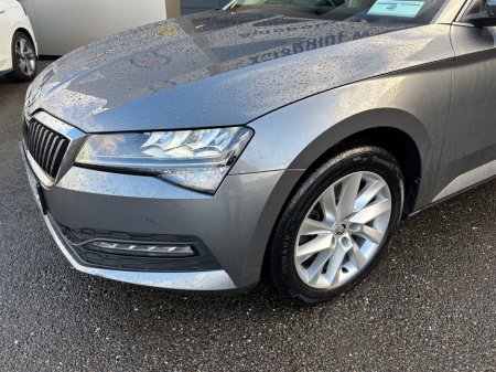2023 Skoda Superb SUPERB AMB 2.0TDI 150HP DSG €34,950 thumbnail