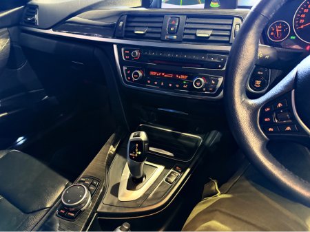 2015 BMW 3 Series 4d 320D LUXURY (AUTO) €16,249 thumbnail