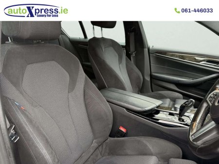 2017 BMW 5 Series - thumbnail 8