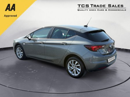 2019 Vauxhall Astra - thumbnail 3