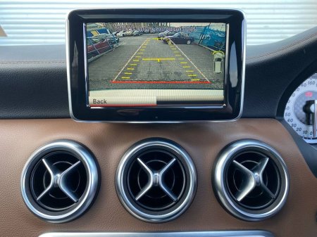 2015 Mercedes-Benz A Class - thumbnail 8