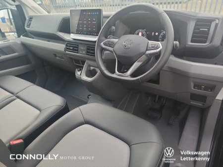 2026 Volkswagen Crafter - view 2