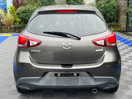 2016 Mazda Demio 1.3 SKYACTIV // HEATED SEATS // HEADS-UP DISPLAY // SERVICE HISTORY // BLUETOOTH MUSIC €10,900 thumbnail