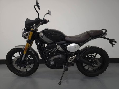 2024 Triumph Scrambler  €6,950 thumbnail