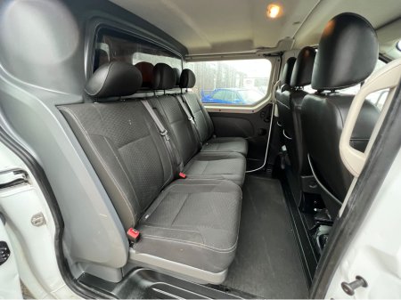 2017 Opel Vivaro LIMITED EDITION// 6 SEATER CREW CAB//NEW DOE €14,950 thumbnail