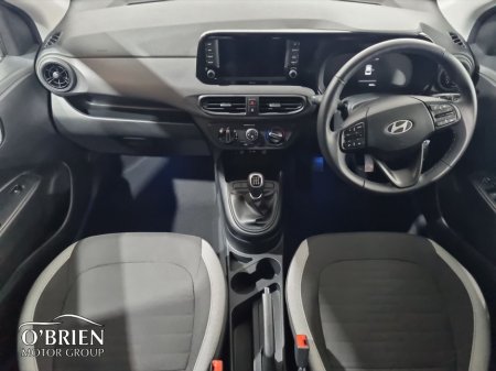 2025 Hyundai i10 - photo 2