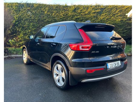 2020 Volvo XC40 D3 MOMENTUM 5DR €27,750 thumbnail
