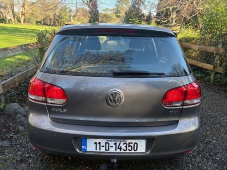 2011 Volkswagen Golf 1.6 TDi TrendLine - 5 Spd Man - 105bhp - €200 Tax €4,650 thumbnail