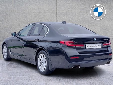 2022 BMW 5 Series - thumbnail 2