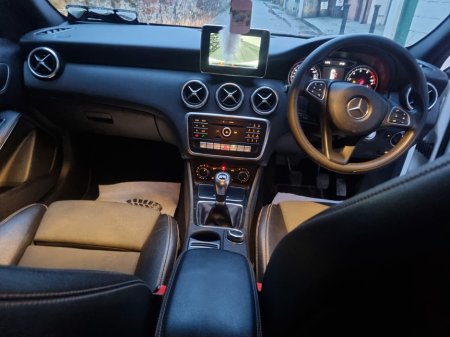 2018 Mercedes-Benz A Class A 160 STYLE €10,999 thumbnail