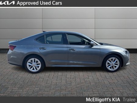 2022 Skoda Octavia - photo 5