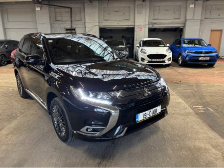 2019 Mitsubishi Outlander OUTL PHEV S-EDI S-EDITION 4DR AUTO €20,999 thumbnail