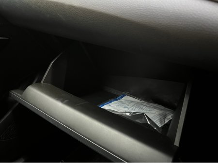 2025 Toyota Corolla - thumbnail 18