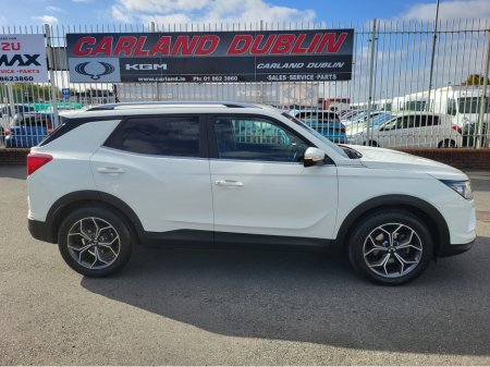 2024 Ssangyong Korando - view 4