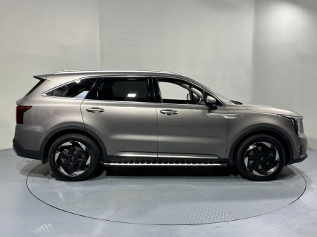 2025 Kia Sorento 2.2 Crdi 7 Seater 200BHP Auto €61,800 thumbnail