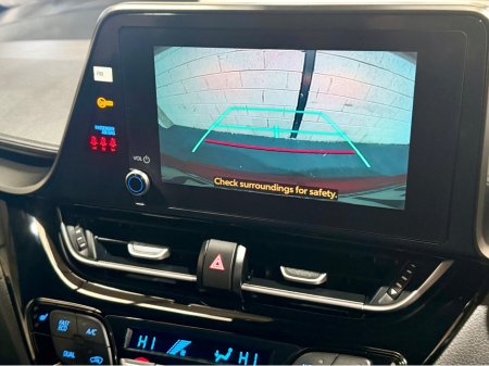 2023 Toyota C-HR HYBRID SPORT 4DR AUTO €29,500 thumbnail