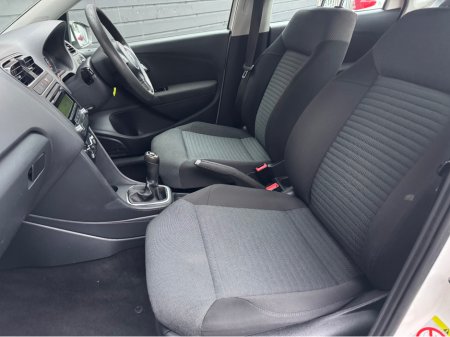 2011 Volkswagen Polo CL 1.2 MANUAL €5,895 thumbnail