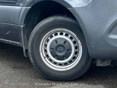 2021 Mercedes-Benz Sprinter - view 2