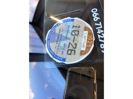 2024 Volkswagen Tiguan - thumbnail 24