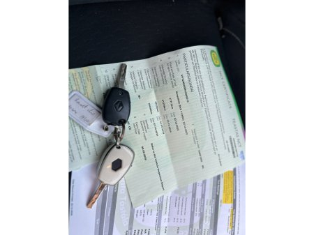 2010 Renault Clio 3 1.2 ONLY  47000KLMS///IRISH CAR WITH BRAND NEW NCT 9/2026 LOW TAX 280///TAXED OCT 2026///GREAT STARTER CAR OR TOWN RUNABOUT €4,500 thumbnail