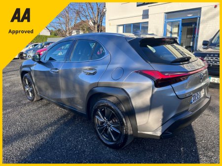 2020 Lexus UX 250 H 2020 LEXUS UX250h HYBRID DESIGN €22,950 thumbnail
