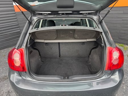 2009 Toyota Auris - thumbnail 19