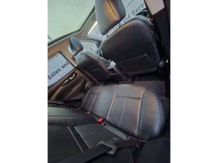 2016 Nissan Qashqai - thumbnail 15