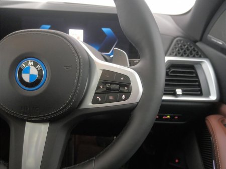 2025 BMW X5 - thumbnail 18