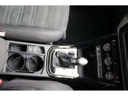 2019 Volkswagen Touran 2.0TDI 150BHP HIGHLINE 7 SEATER 5DR MPV AUTO // 1 OWNER WITH ONLY 99, 000 KM'S // BUY WITH CONFIDENCE AA AND SIMI APPROVED DEALER 2026 // FINANCE ARRANGED // ALL TRADE INS WELCOME // €23,950 thumbnail