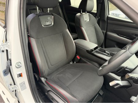 2025 Hyundai Tucson 4WD PLATINUM N LINE PHEV//VIRTUALLY NEW//PANORAMIC ROOF//MANUFACTURER WARRANTY €46,950 thumbnail