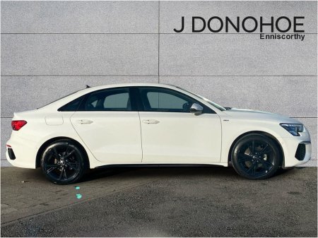 2024 Audi A3 30 TFSI 110HP S Line Black Edition Styling €38,495