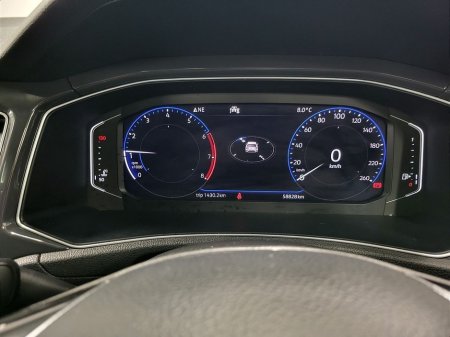 2020 Volkswagen T-Roc 1.5 TSI 150bhp Sport €22,975 thumbnail