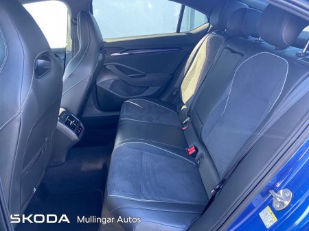 2025 Skoda Superb - thumbnail 7