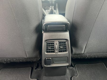 2021 Renault Captur TCe 100 Play €16,950 thumbnail