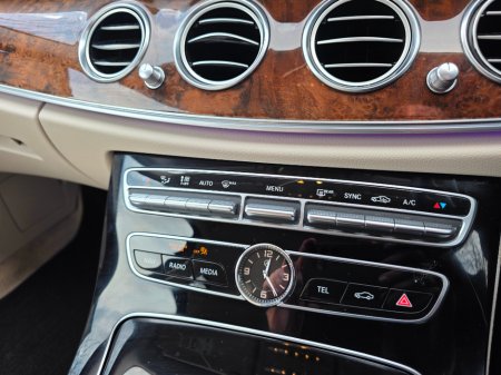 2017 Mercedes-Benz E Class E 200 d 200D 4DR Auto €23,950 thumbnail