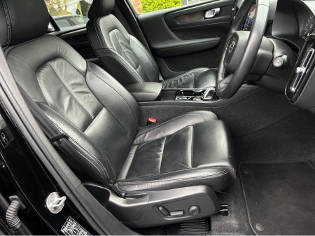 2023 Volvo XC40 - thumbnail 20