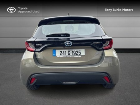 2024 Toyota Yaris - thumbnail 6