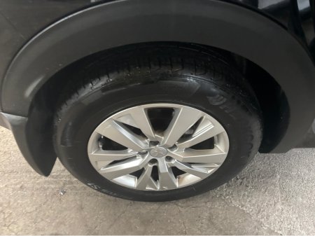 2019 Peugeot 3008 - view 2