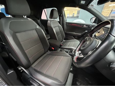 2020 Volkswagen T-Roc - thumbnail 4