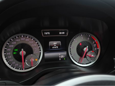 2015 Mercedes-Benz A Class A180  SUNFOOF PANO ROOF - HALF LEATHER HEATED SEATS - REV CAMERA - HI SPEC / SYSTEM LOW ROAD TAX BAND / SIMI DEALER €16,450 thumbnail