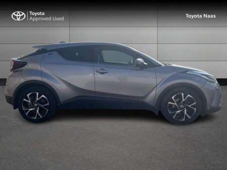 2021 Toyota C-HR C-HR 1.8 HYBRID SPORT €26,444