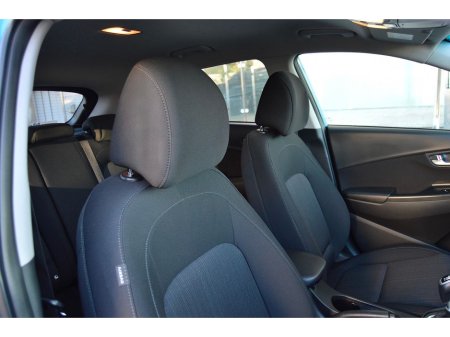 2023 Hyundai Kona 1.0 T-GDI Executive Two Tone Roof €25,995 thumbnail