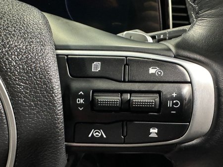 2024 Kia Sportage Plug In Hybrid 30th Anniversary Edition €40,800 thumbnail