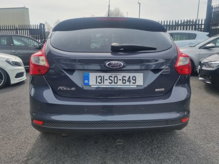 2013 Ford Focus - thumbnail 11